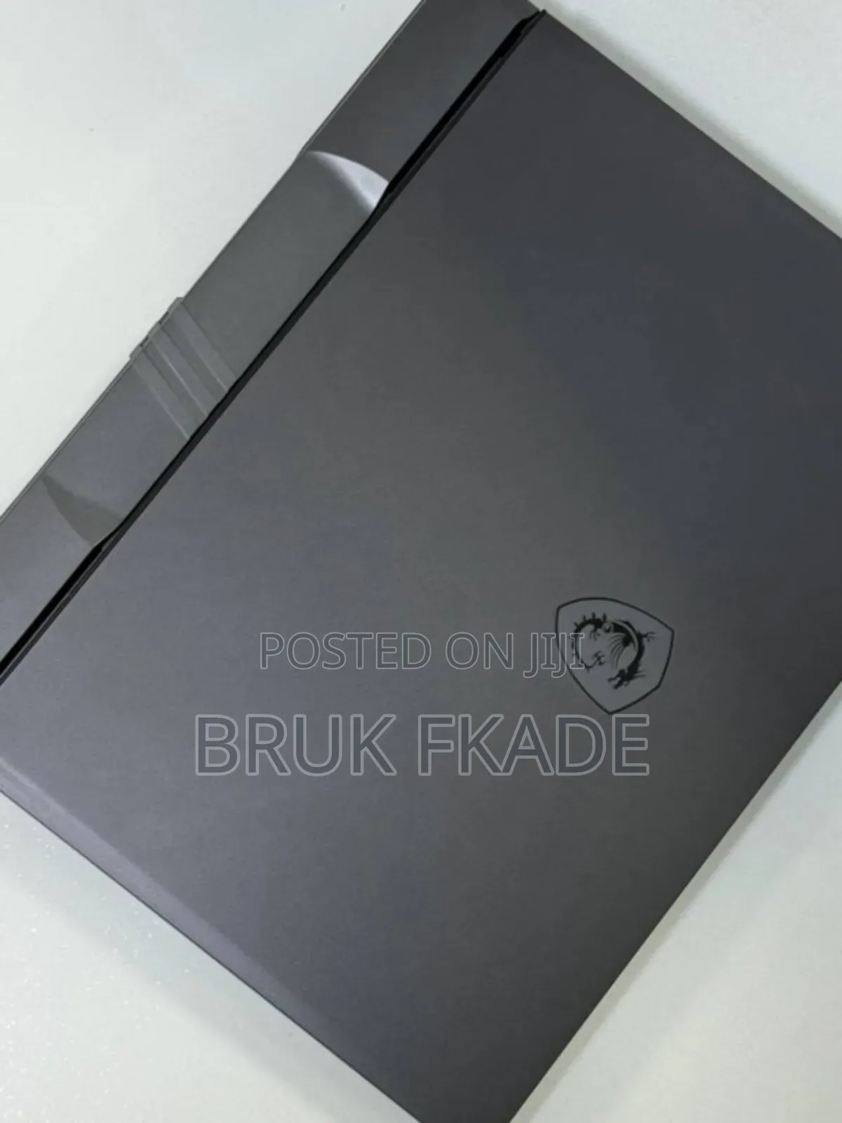 New Laptop MSI Vector 16 HX AI A2XWIG 16GB AMD Ryzen 9 SSD 1T