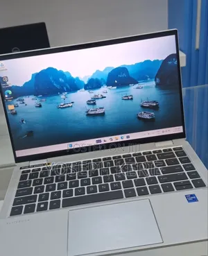 New Laptop HP EliteBook 1040 G8 16GB Intel Core i7 SSD 512GB