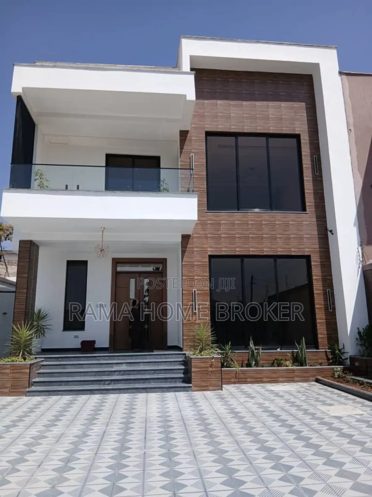 Furnished 9bdrm Apartment in ጃክሮስ ሚታ, Yeka for sale