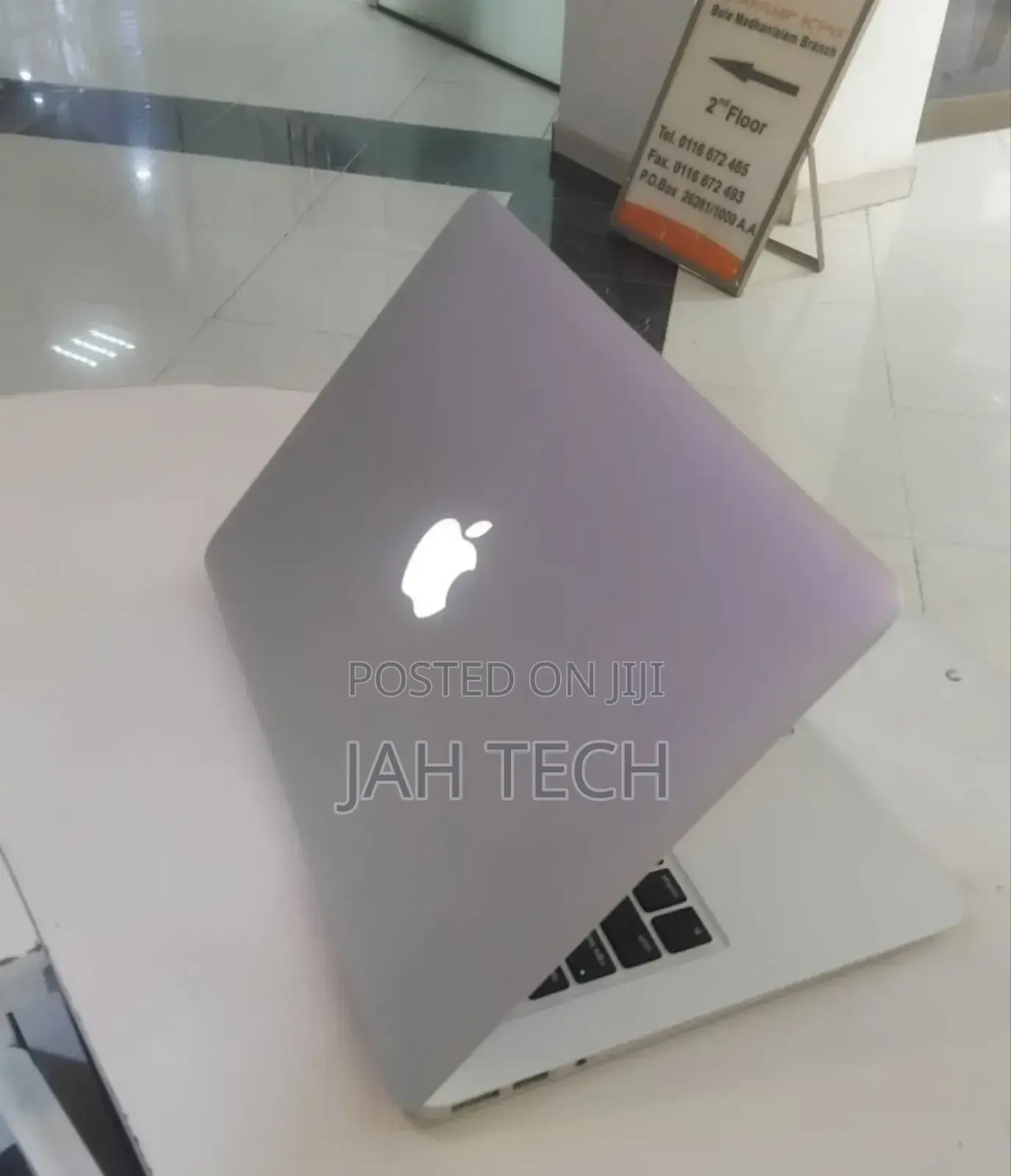 New Laptop Apple MacBook Air 2015 4GB Intel Core i5 SSD 256GB