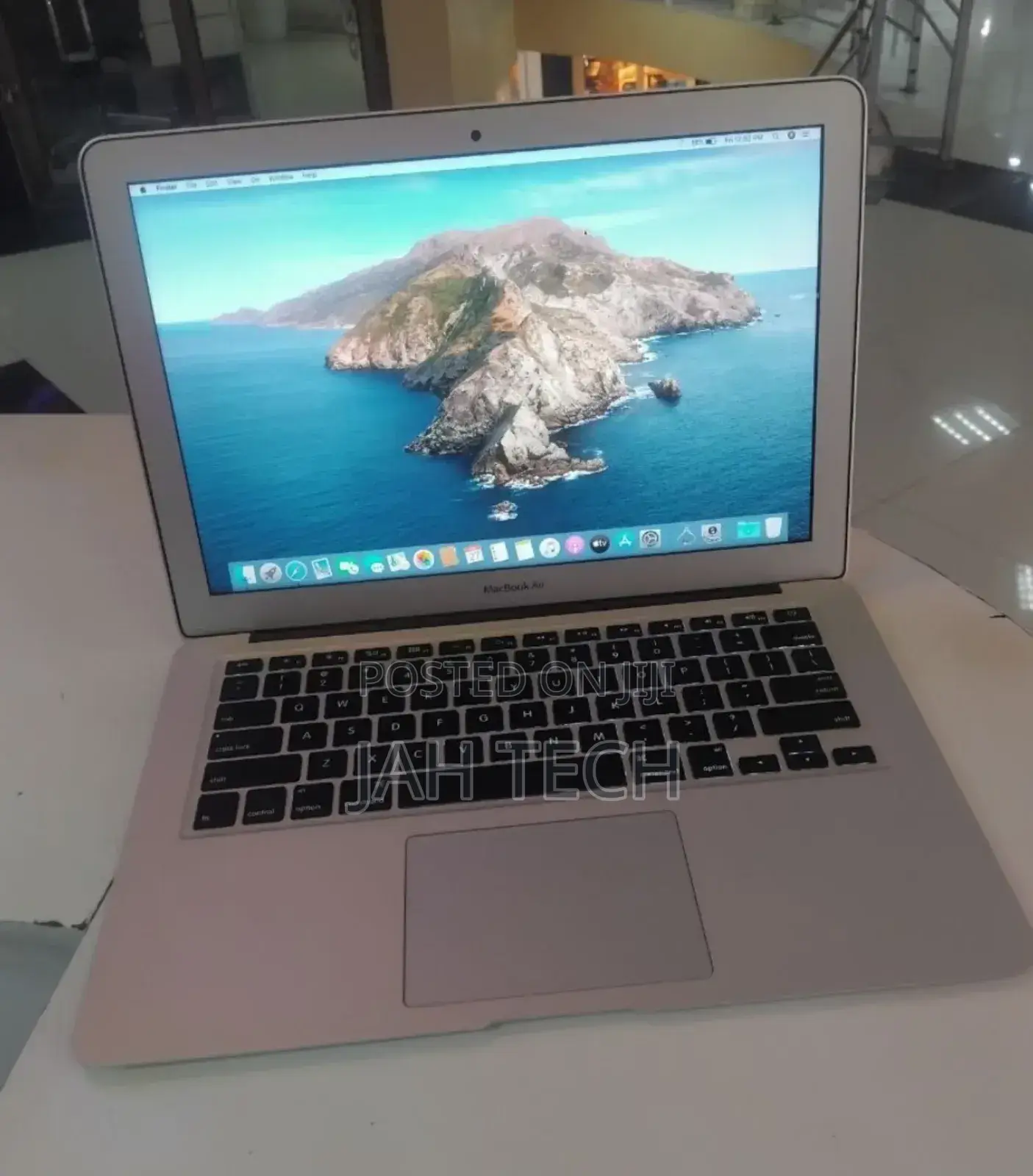 New Laptop Apple MacBook Air 2015 4GB Intel Core i5 SSD 256GB