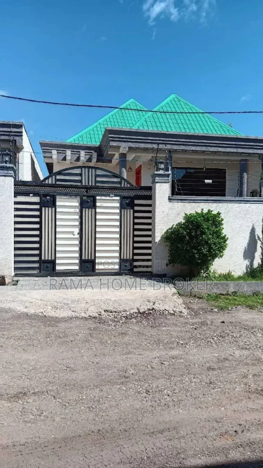 Furnished 4bdrm Villa in ሰሚት, Yeka for sale