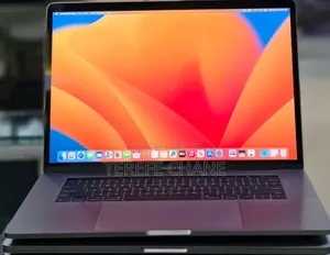 New Laptop Apple MacBook Pro 2017 16GB Intel Core i5 SSD 512GB