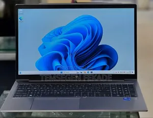 New Laptop HP ZBook Power G9 i7 16GB Intel Core i7 SSD 512GB