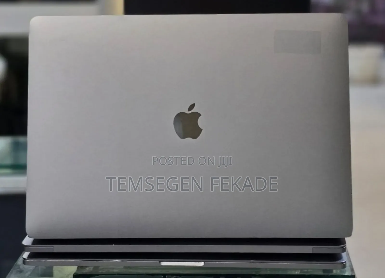 New Laptop Apple MacBook Pro 2017 16GB Intel Core i7 SSD 512GB