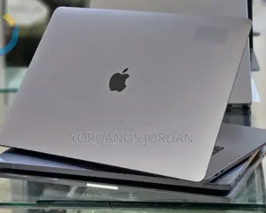 New Laptop Apple MacBook Pro 2017 16GB Intel Core i7 SSD 512GB