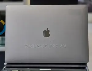 New Laptop Apple MacBook Pro 2017 16GB Intel Core i7 SSD 512GB