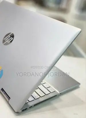 New Laptop HP Pavilion X360 16GB Intel Core i7 SSD 512GB