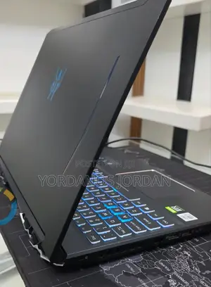 New Laptop Acer Predator Helios 300 16GB Intel Core i7 SSD 512GB
