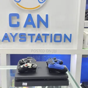 Playstation 4 With 2controllerrrrrrrrr Ps4