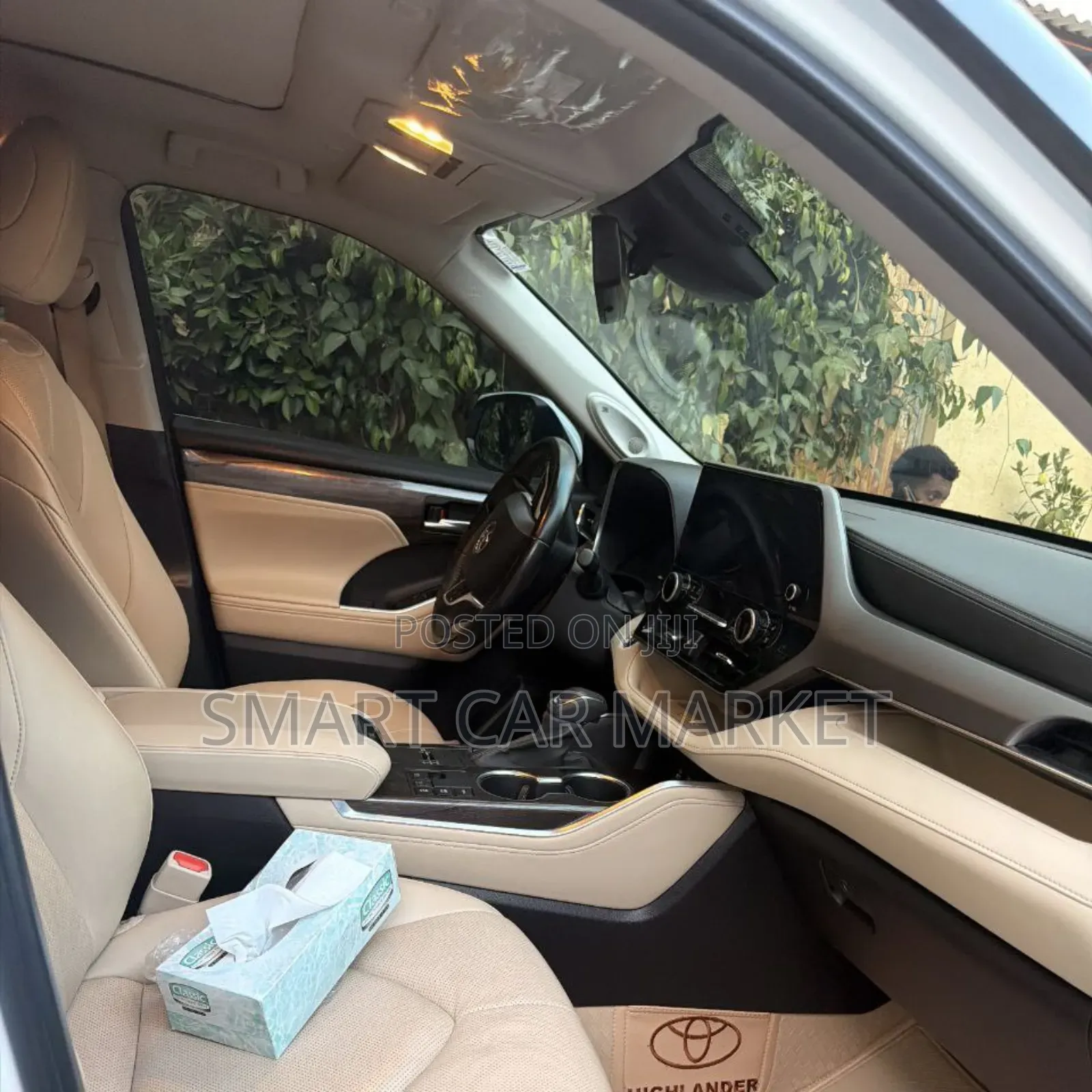 Toyota Highlander Hybrid 2024 White