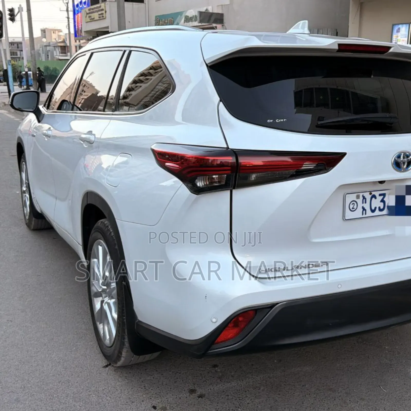 Toyota Highlander Hybrid 2024 White