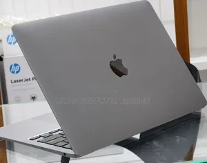New Laptop Apple MacBook Air 2020 M1 8GB Apple M1 SSD 256GB
