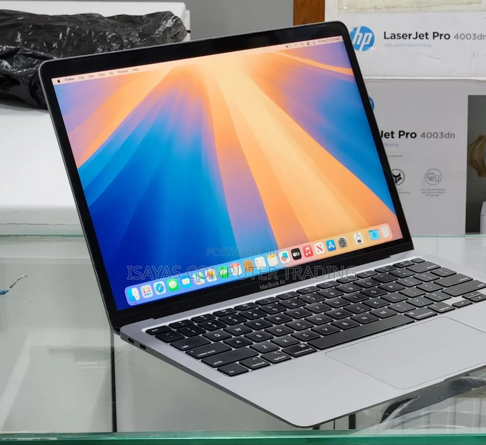 New Laptop Apple MacBook Air 2020 M1 8GB Apple M1 SSD 256GB