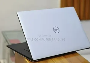 New Laptop Dell XPS 15 16GB Intel Core i9 SSD 512GB