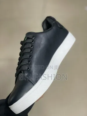 Lacoste Tennis Style Lifestyle Shoes in Black White