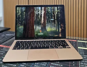 New Laptop Apple MacBook Air 2020 M1 8GB Apple M1 SSD 256GB