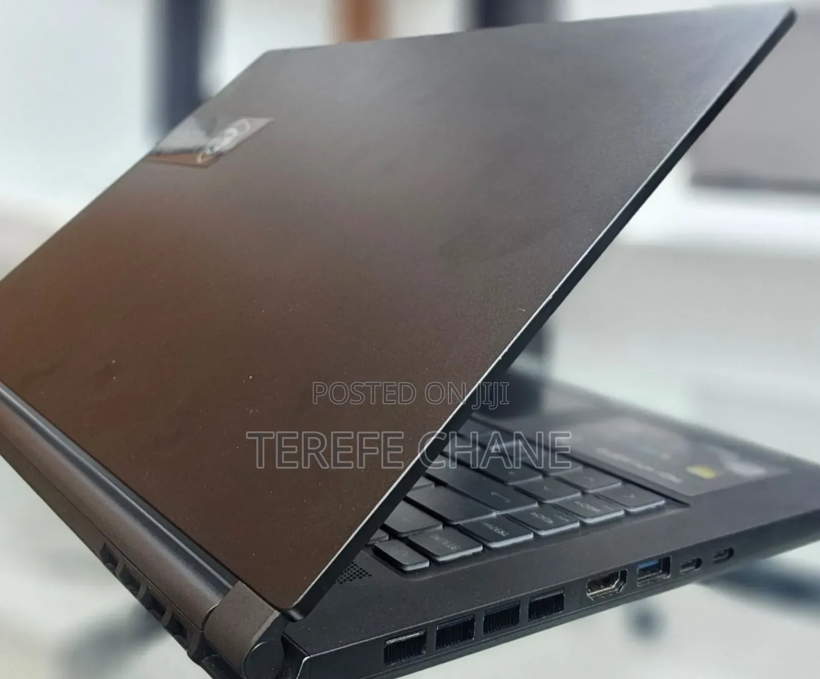New Laptop MSI Stealth 14 Studio A13VF 16GB Intel Core i7 SSD 512GB