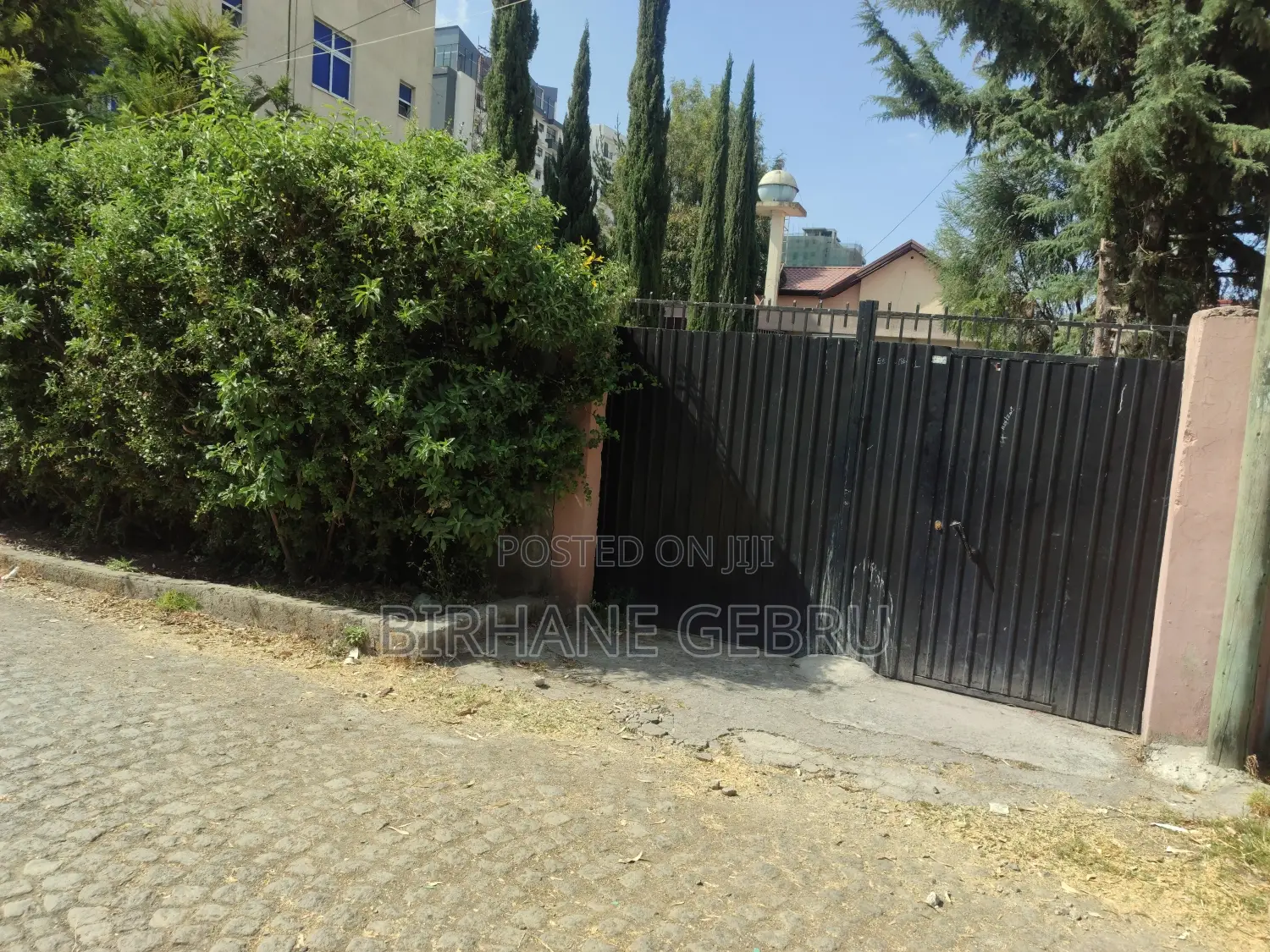 Villa House for Sale