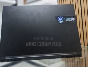 New Laptop MSI Stealth 16 AI Studio 16GB Intel Core i7 SSD 512GB