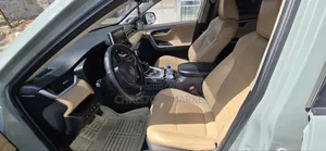 Toyota RAV4 Limited AWD 2020 Gray