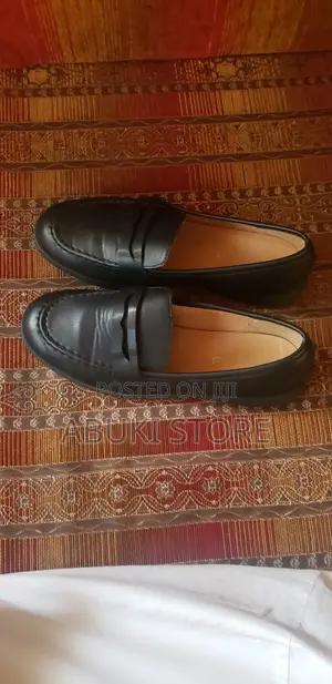 # Women Shoes