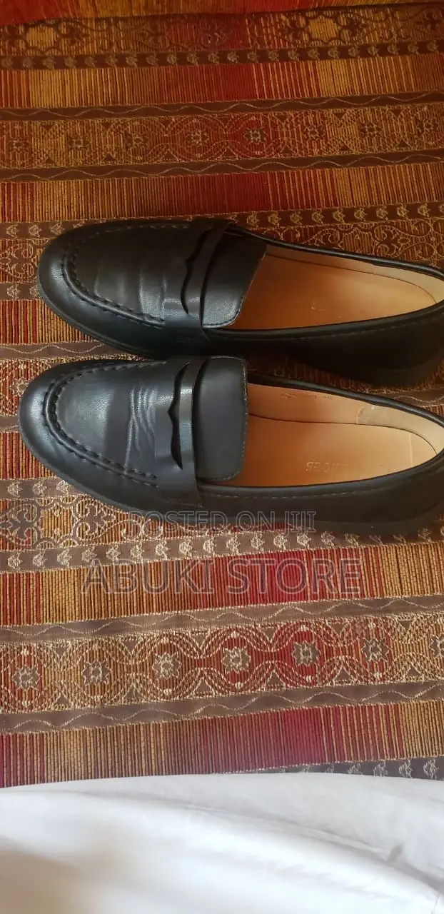 # Women Shoes
