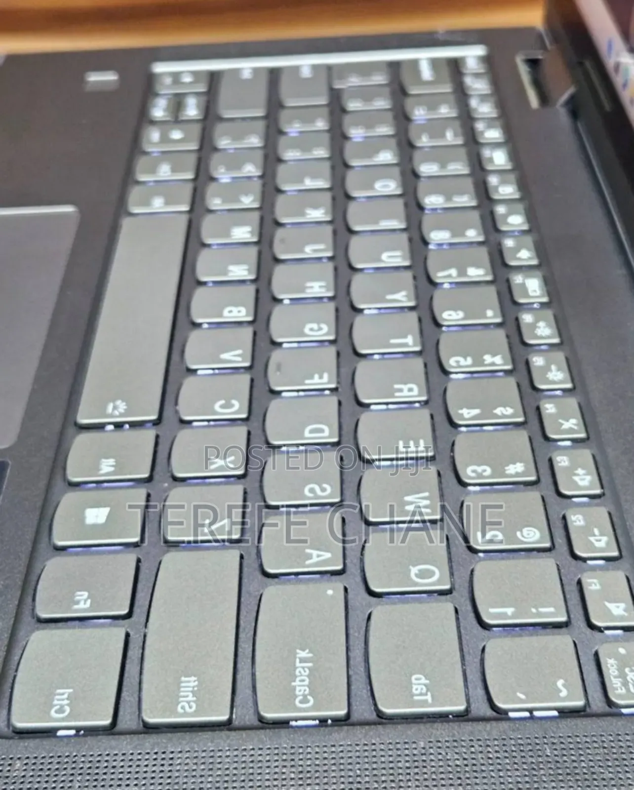 New Laptop Lenovo Yoga 7i 12GB Intel Core i5 SSD 512GB