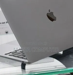 New Laptop Apple MacBook Air 2020 M1 8GB Intel Core i3 SSD 256GB