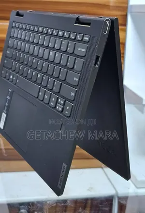 New Laptop Lenovo Yoga 7i 12GB Intel Core i5 SSD 512GB