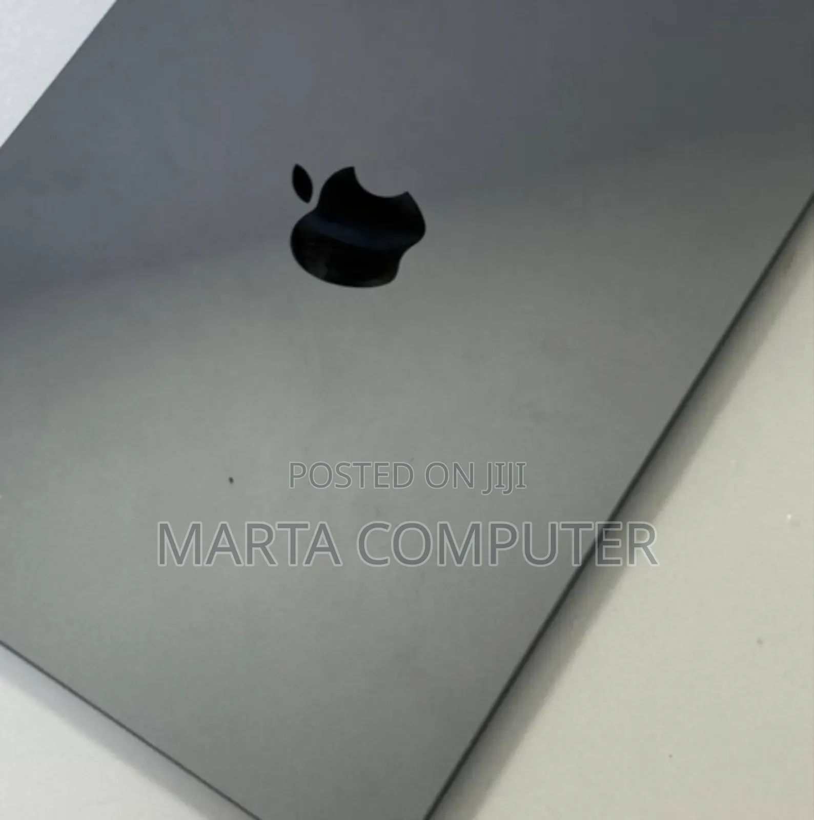 New Laptop Apple MacBook Air 2023 M2 8GB Apple M2 SSD 256GB