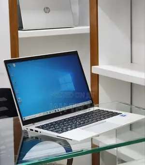 New Laptop HP EliteBook 840 G8 16GB Intel Core i5 SSD 512GB