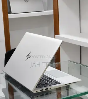 New Laptop HP EliteBook 840 G8 16GB Intel Core i5 SSD 512GB