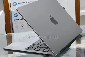 New Laptop Apple MacBook Pro 2021 M1 16GB Apple M1 Pro SSD 512GB