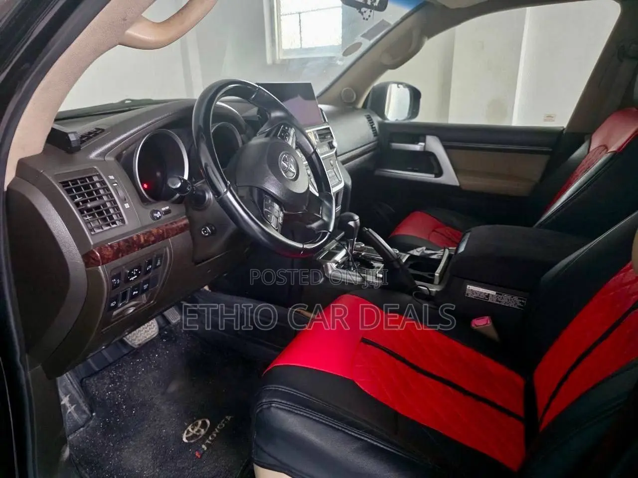 Toyota Land Cruiser 4.5 V8 VXR 2012 Black