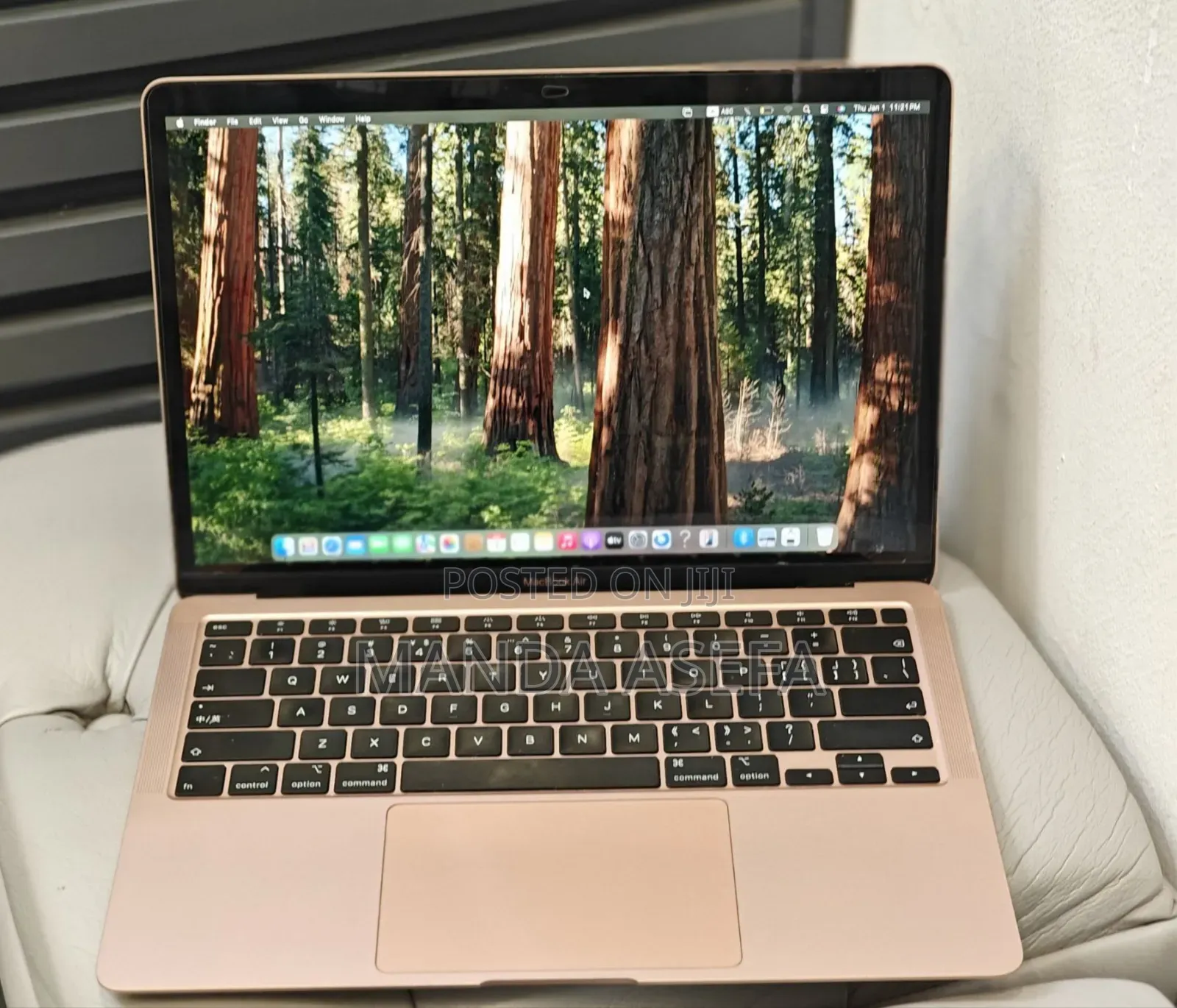 New Laptop Apple MacBook Air 2020 8GB Intel Core i3 SSD 256GB