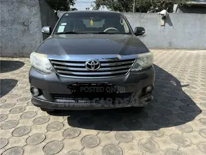 Toyota Fortuner 2012 Black