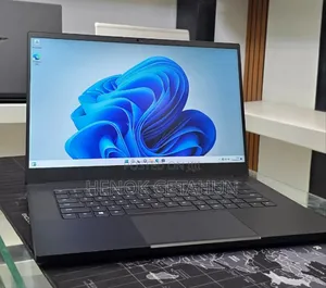 New Laptop Razer Blade 16GB Intel Core i7 SSD 512GB