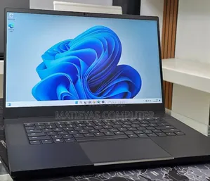 New Laptop Razer Blade 16GB Intel Core i7 SSD 512GB