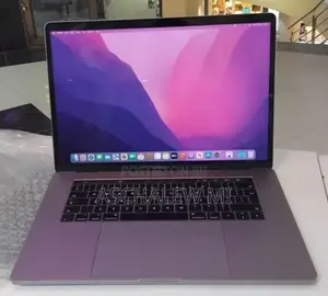 New Laptop Apple MacBook Pro 2017 16GB Intel Core i7 SSD 512GB