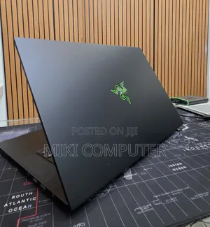 New Laptop Razer Blade 16GB Intel Core i7 SSD 512GB