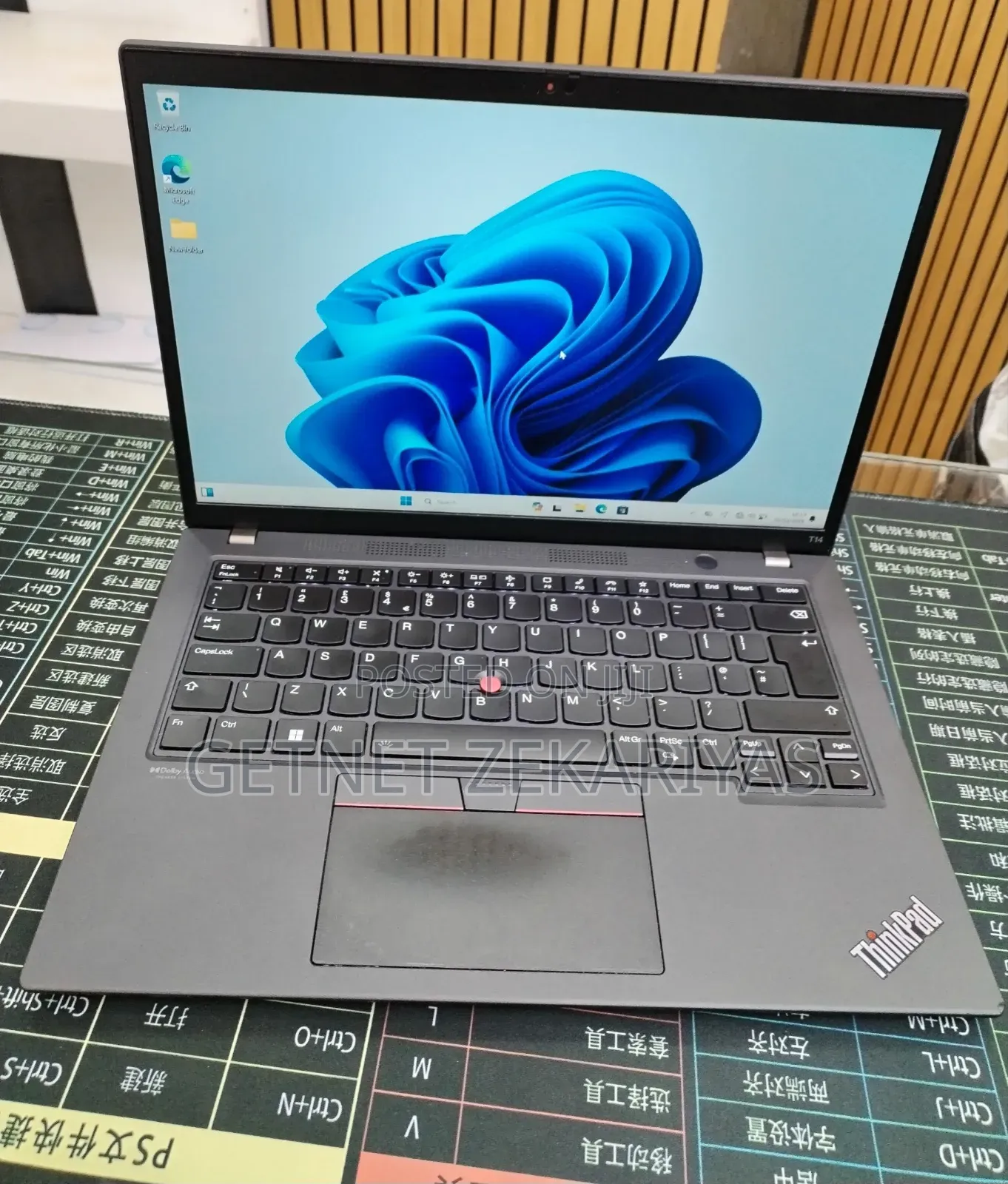 New Laptop Lenovo ThinkPad T14 16GB Intel Core i7 SSD 512GB