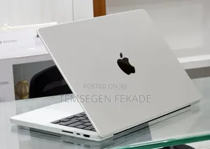 New Laptop Apple MacBook Pro 2021 M1 16GB Apple M1 Pro SSD 512GB