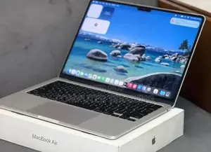 New Laptop Apple MacBook Air 16GB Apple M4 SSD 256GB