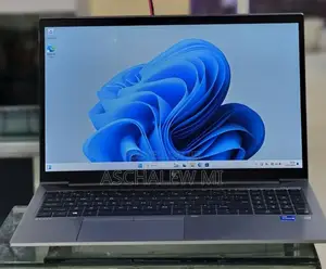 New Laptop HP ZBook 15 16GB Intel Core i7 SSD 512GB