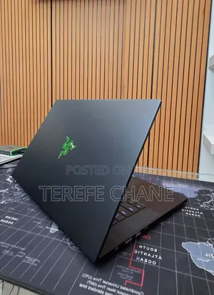 New Laptop Razer Blade 16GB Intel Core i7 SSD 512GB