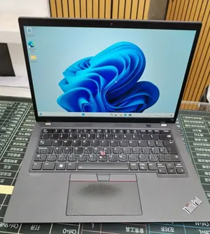 New Laptop Lenovo ThinkPad T14 16GB Intel Core i7 SSD 512GB