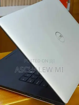 New Laptop Dell XPS 15 16GB Intel Core i5 SSD 512GB