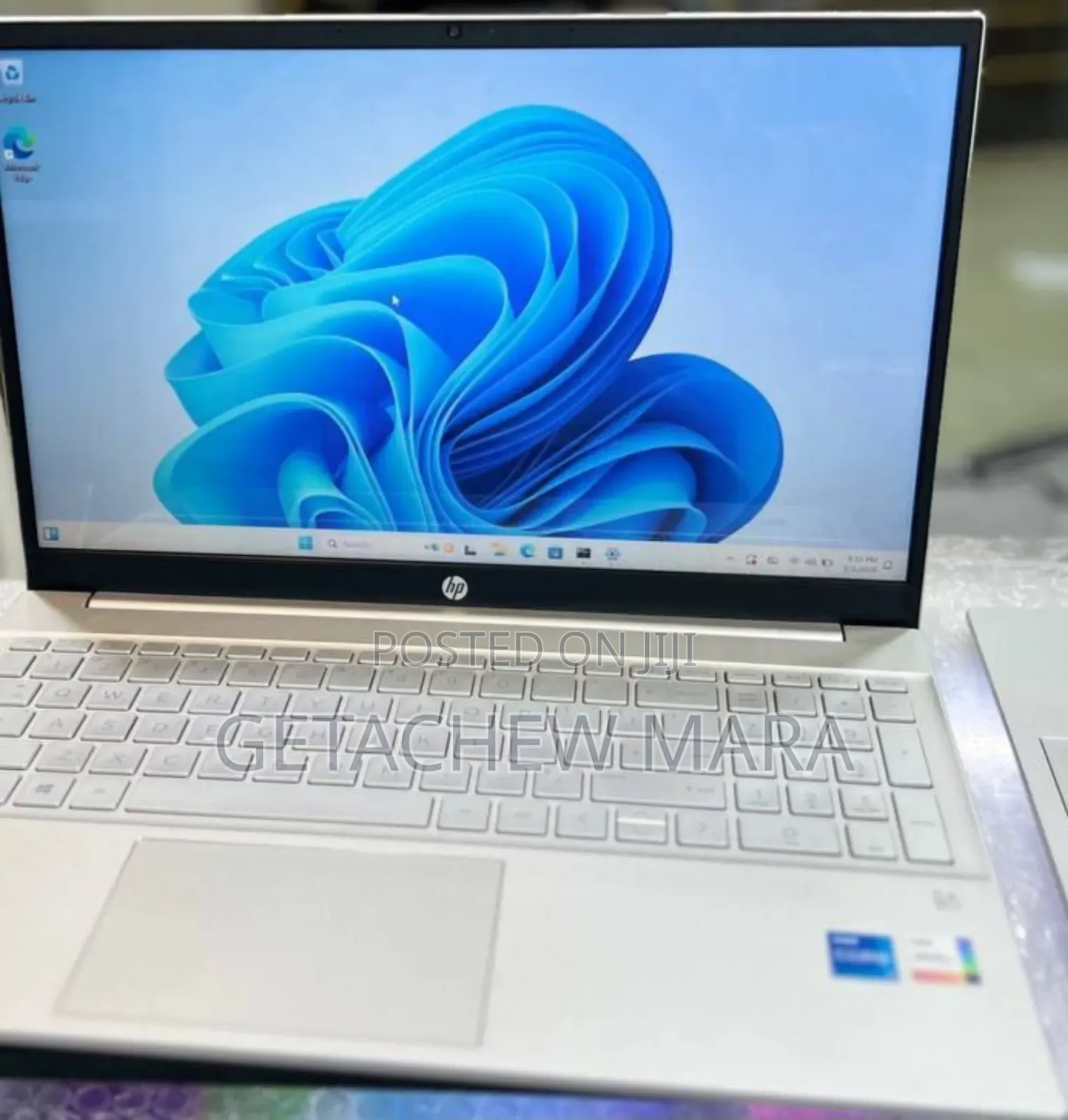 New Laptop HP Pavilion 15 8GB Intel Core i5 SSD 512GB