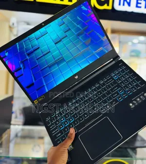 New Laptop Acer Predator Helios 300 16GB Intel Core i7 SSD 512GB